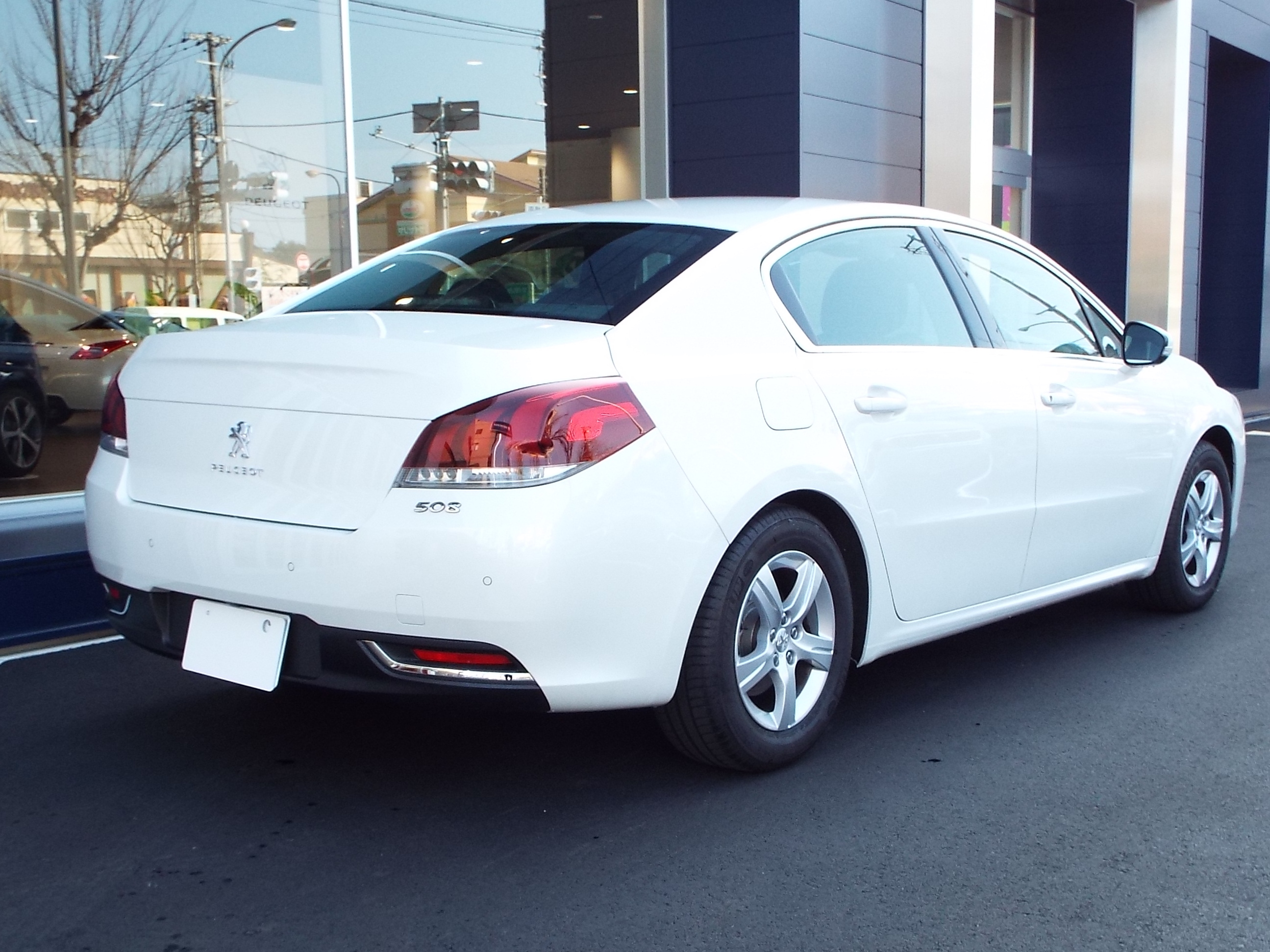 NEW508ALLURE　認定中古車入庫