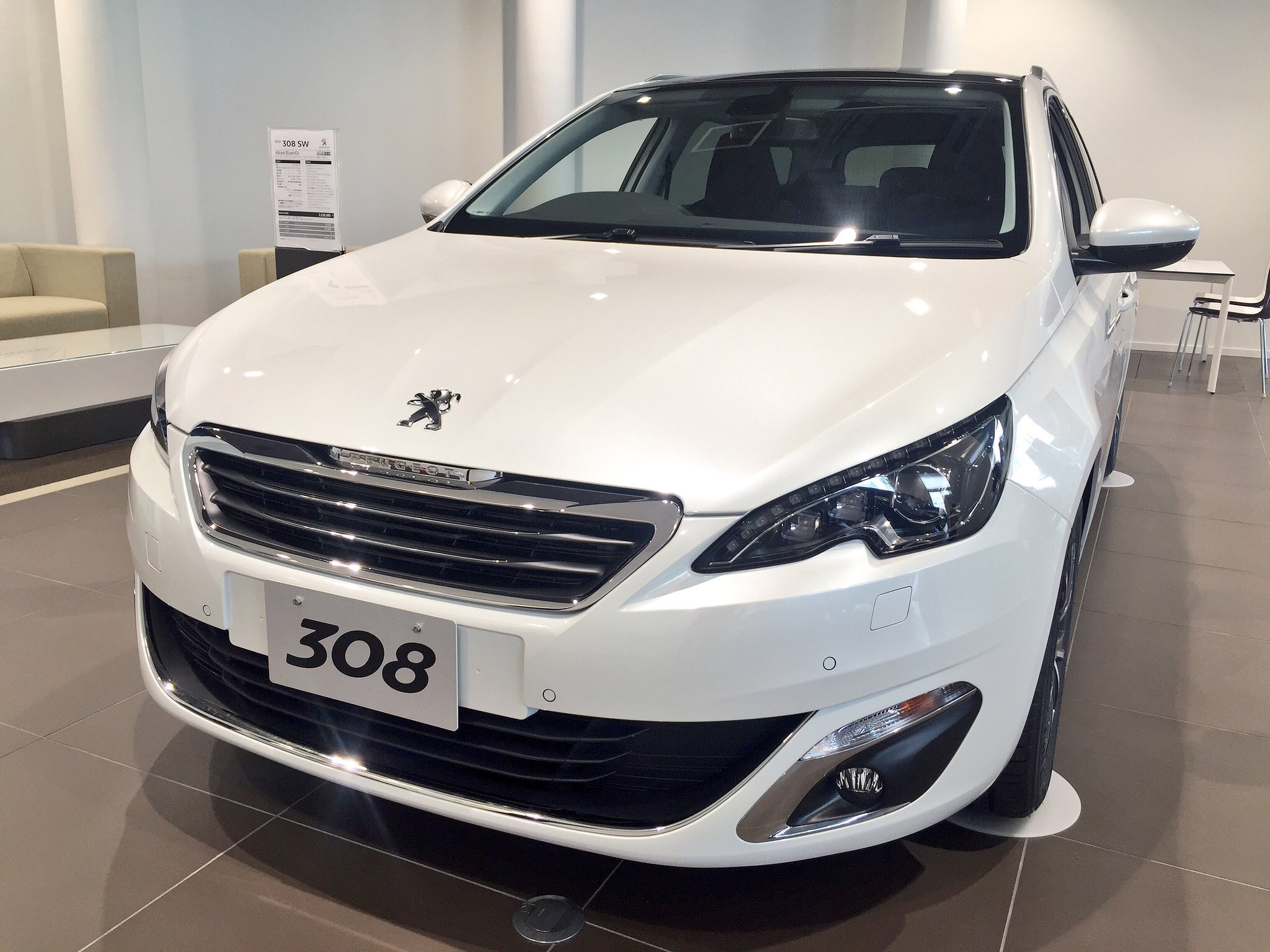 展示車を入れ替えました②