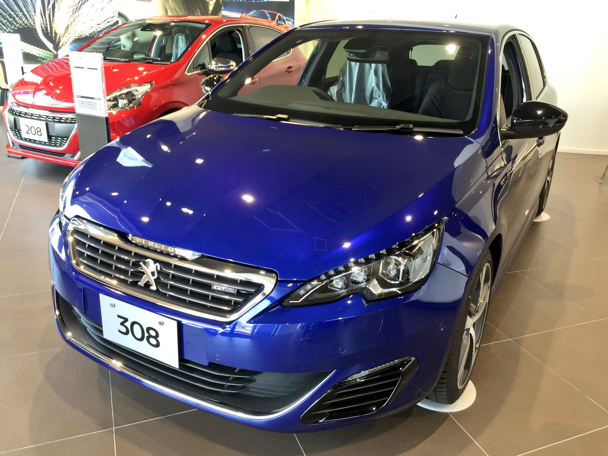 308GT BlueHDiについて◎