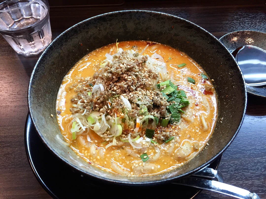 堺の坦々麺専門店へ！