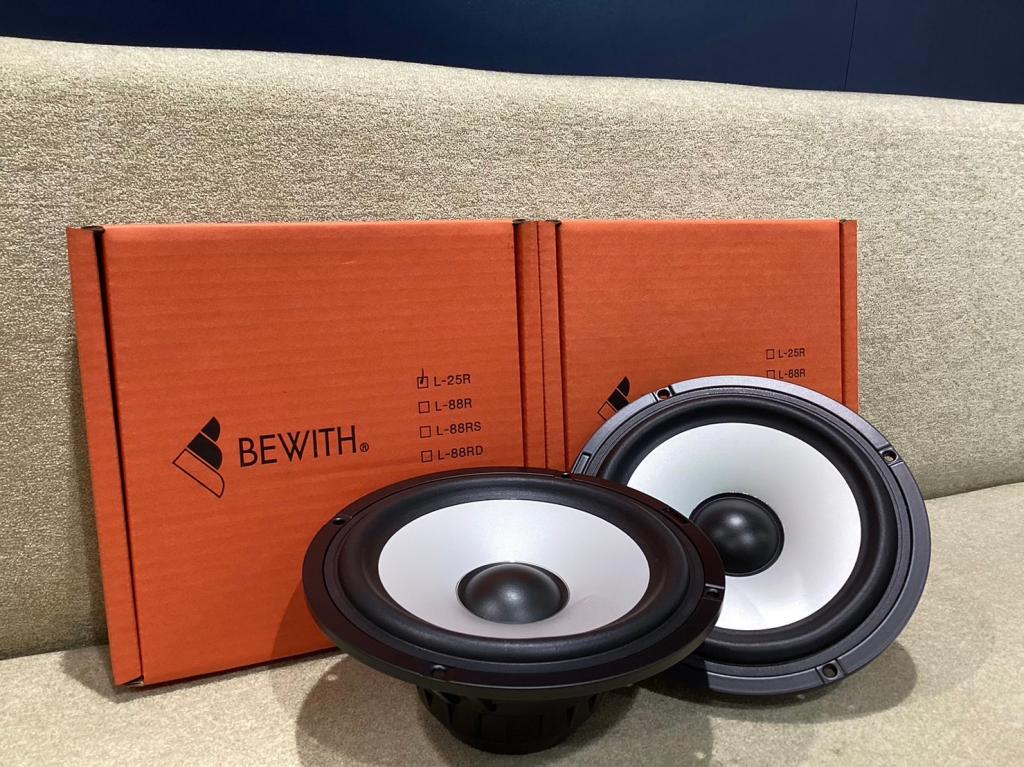 BEWITHスピーカー、NEW３０８にも設定ございます！