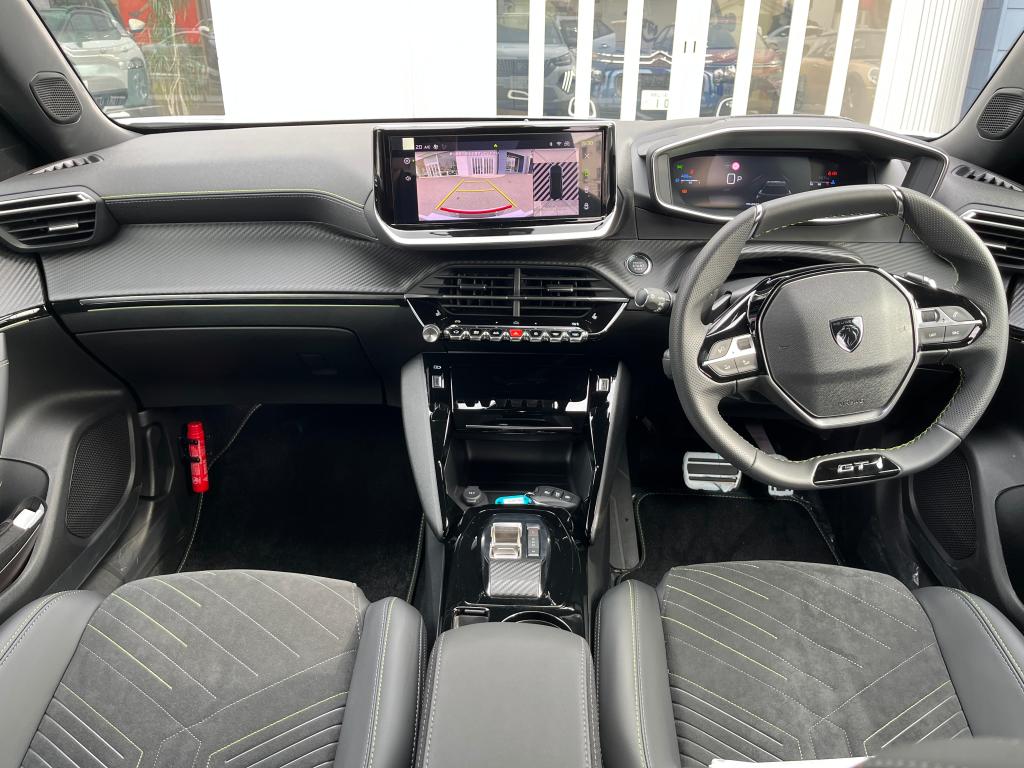 認定中古車入荷案内🦁‎🤍