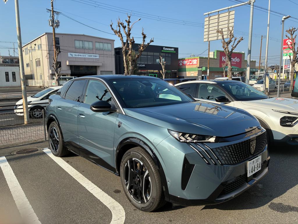 【 NEW E-3008 】 Debut !!!🌟