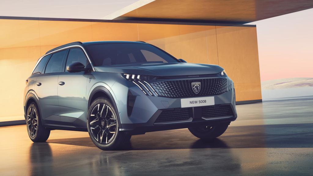 新型5008デビューフェア✨